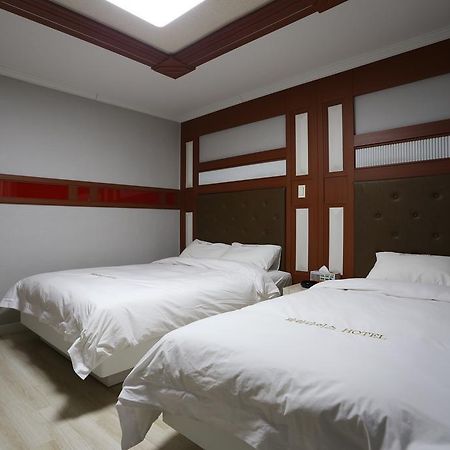 Paradaise Motel Gangneung Exterior photo