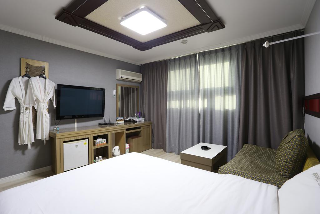 Paradaise Motel Gangneung Exterior photo