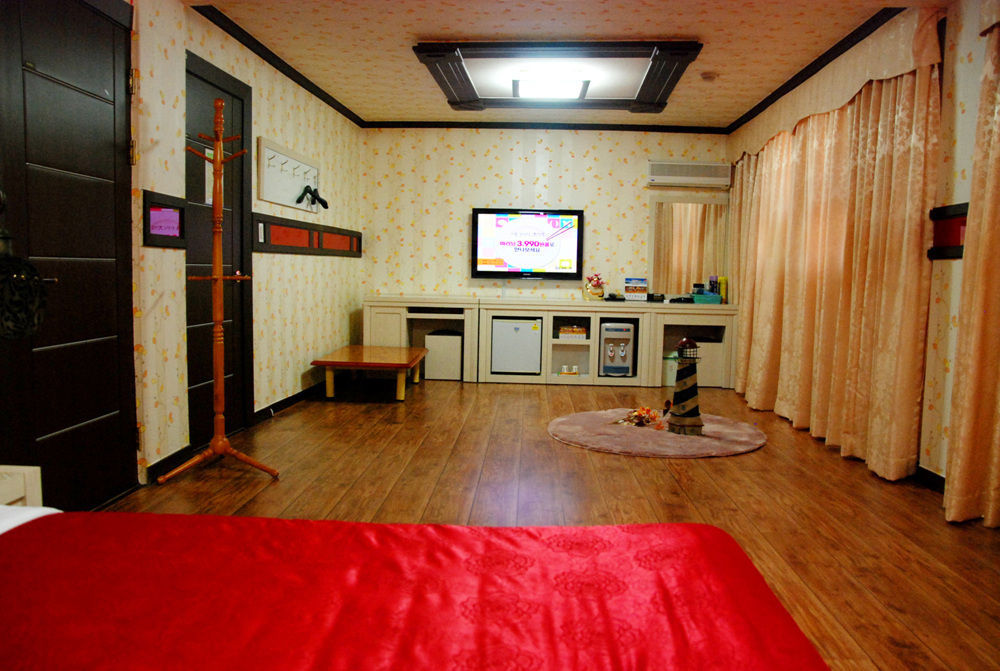 Paradaise Motel Gangneung Exterior photo