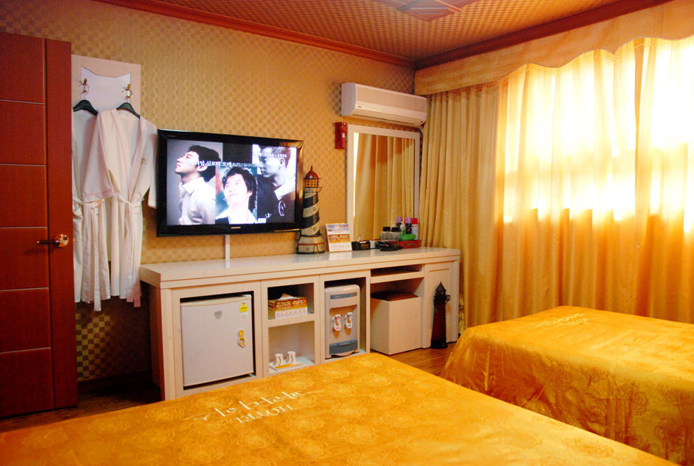 Paradaise Motel Gangneung Exterior photo
